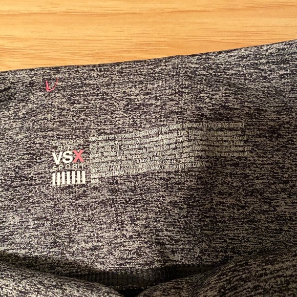 VS Sport Cropped Leggings - Picture 3 of 4